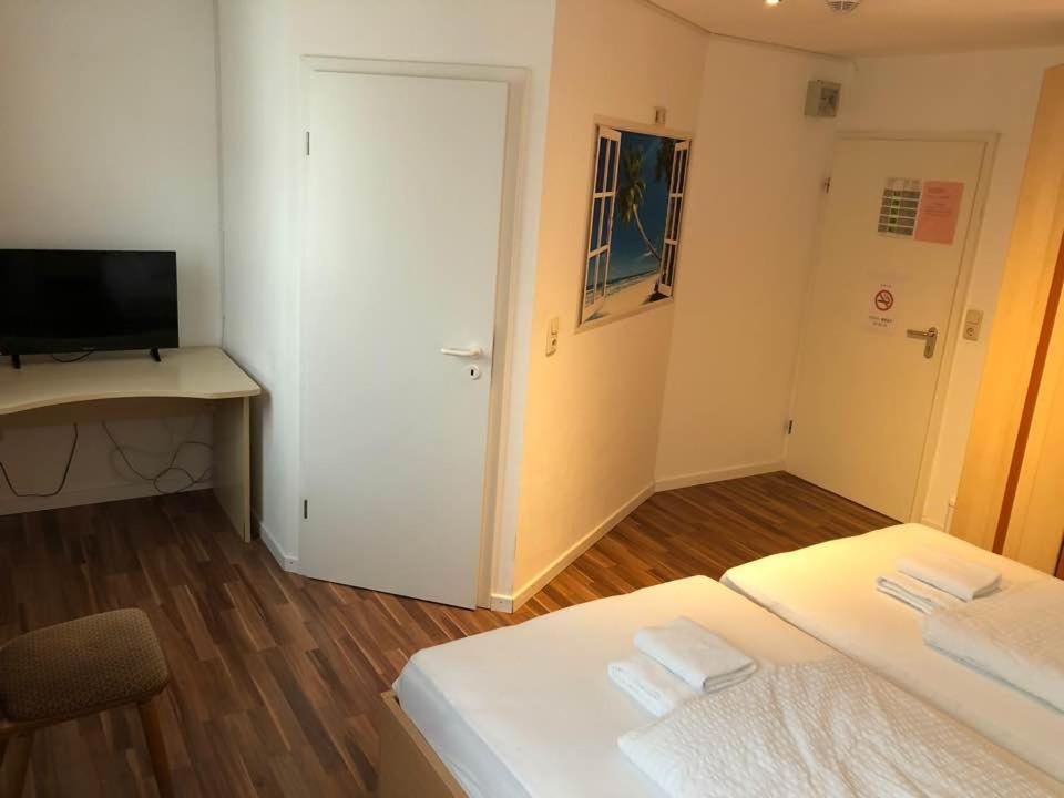 Hotel Kriftelerhof Extérieur photo