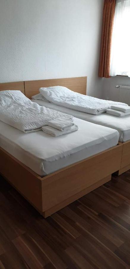 Hotel Kriftelerhof Extérieur photo